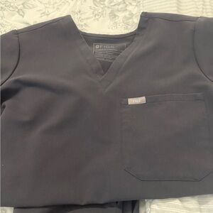 Figs Charcoal V-Neck Scrub Top